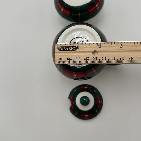 Vintage Christmas creamer and lidded sugar set Pacific Rim HollyBerry - Picture 15 of 16